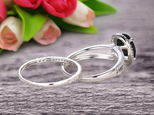 10k White Gold Oval Moissanite Engagement Ring K962813