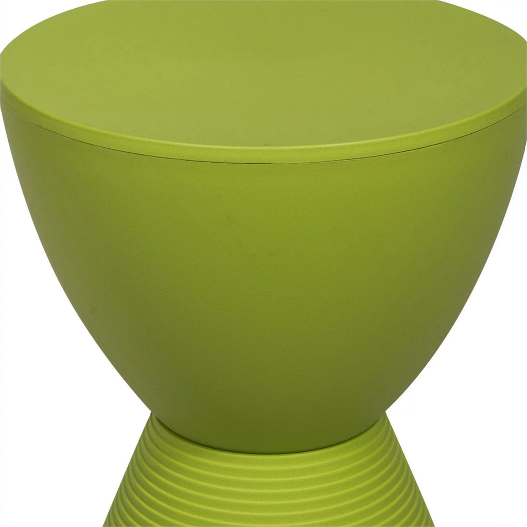 Green Plastic Round End Table Q679339