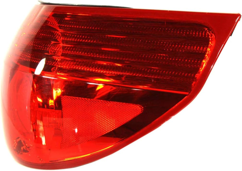 Tail Light Assembly for Toyota Sienna 2006-2010 Passenger Side Q622625