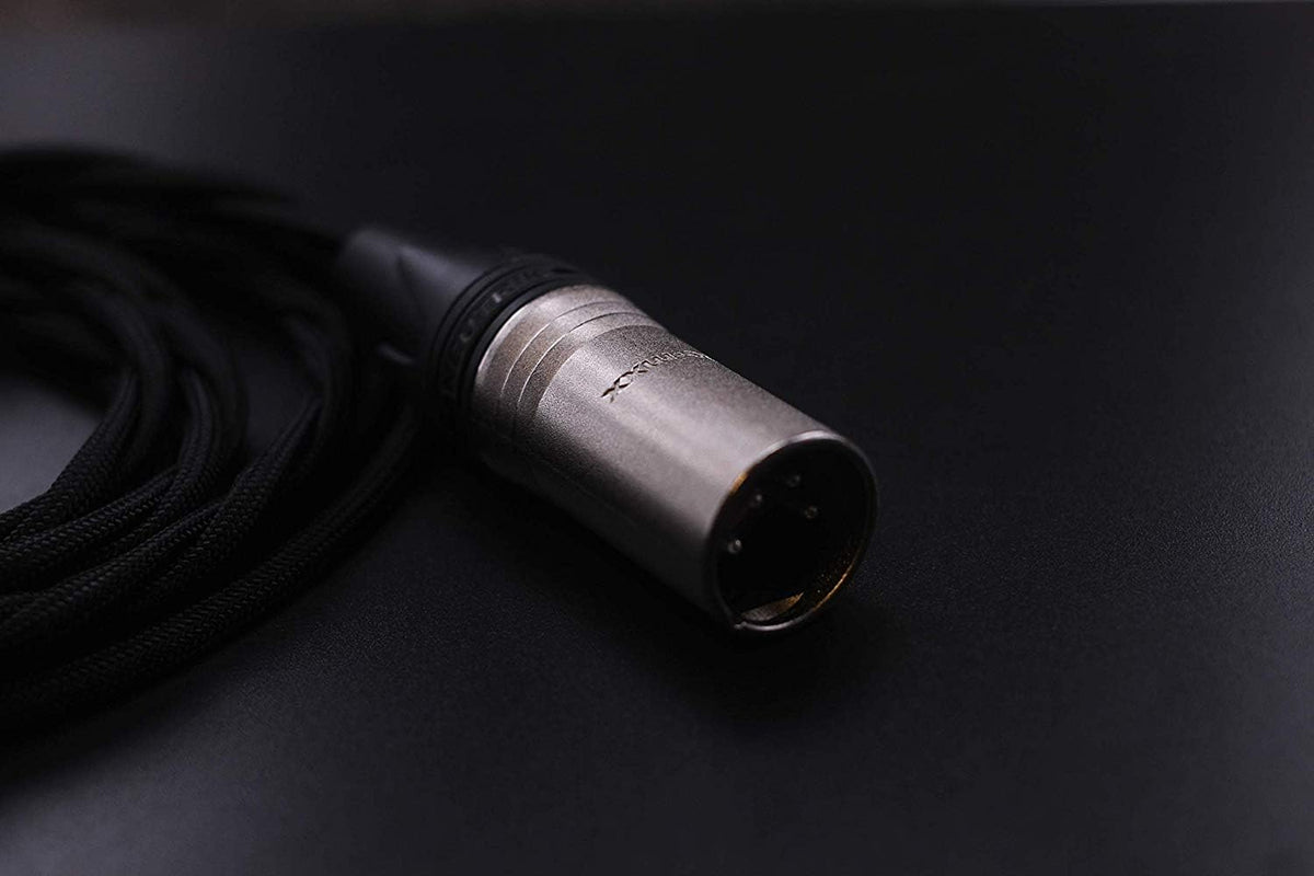 Audio Upgrade Cable 4-pin XLR Male Plug V765920