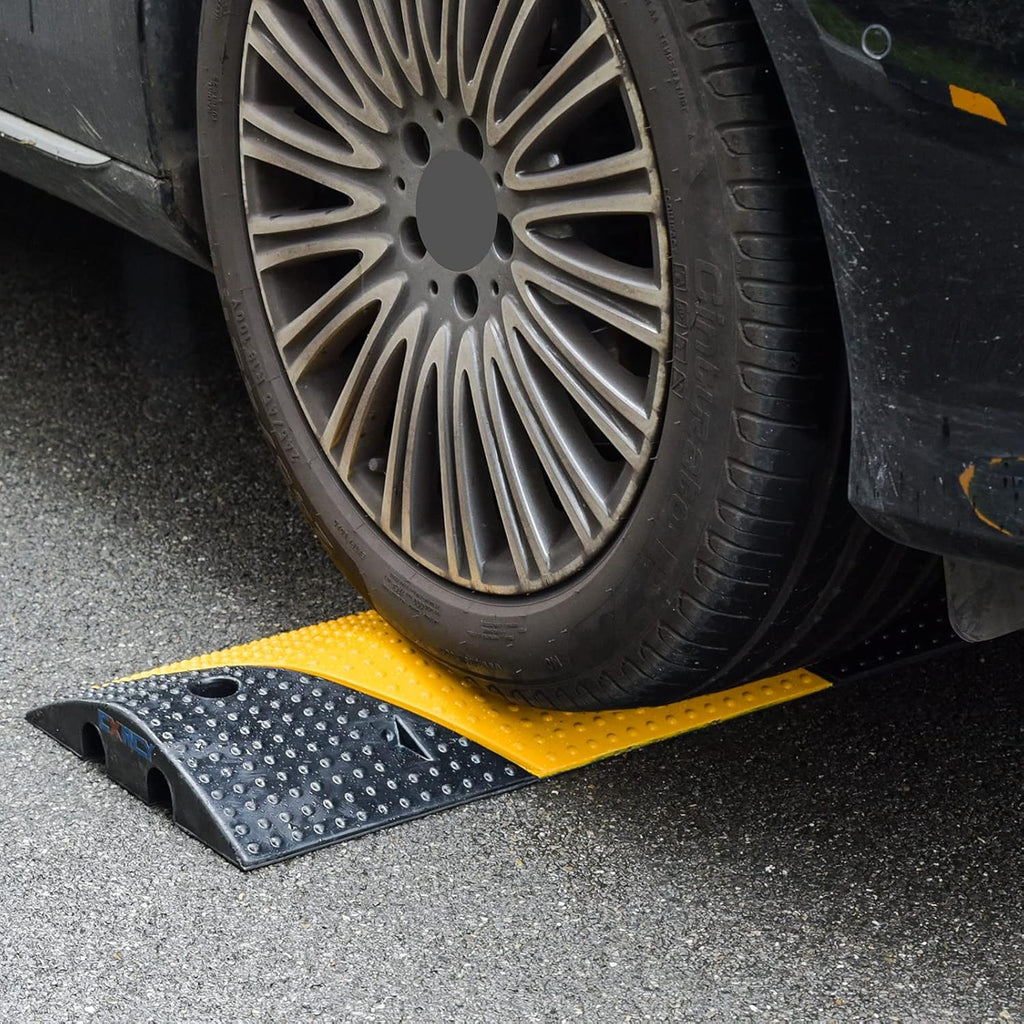 Rubber 2 Pack 2-Channel Speed Bump V636063