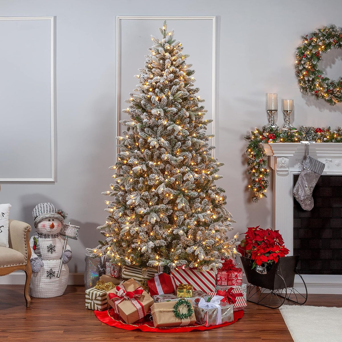 7.5-Foot Flocked Natural Cut Swiss Mountain Fir with 800 Clear Lights H195865