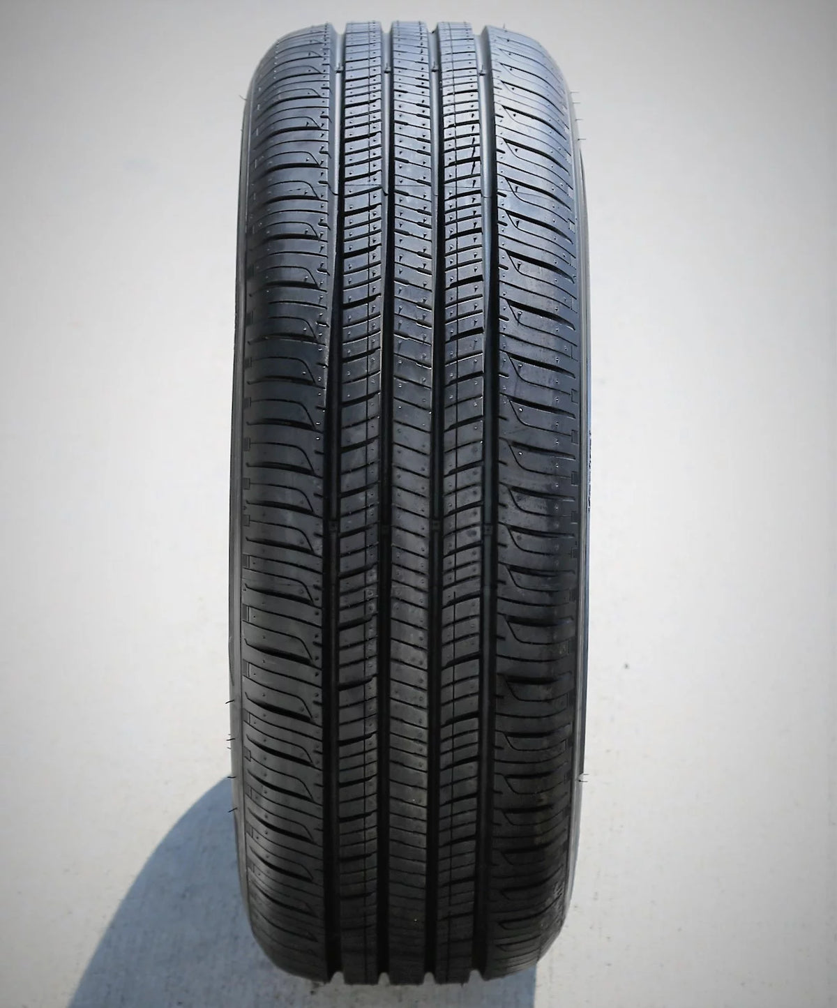All Season 195/60R16 89H Passenger Tire B57463