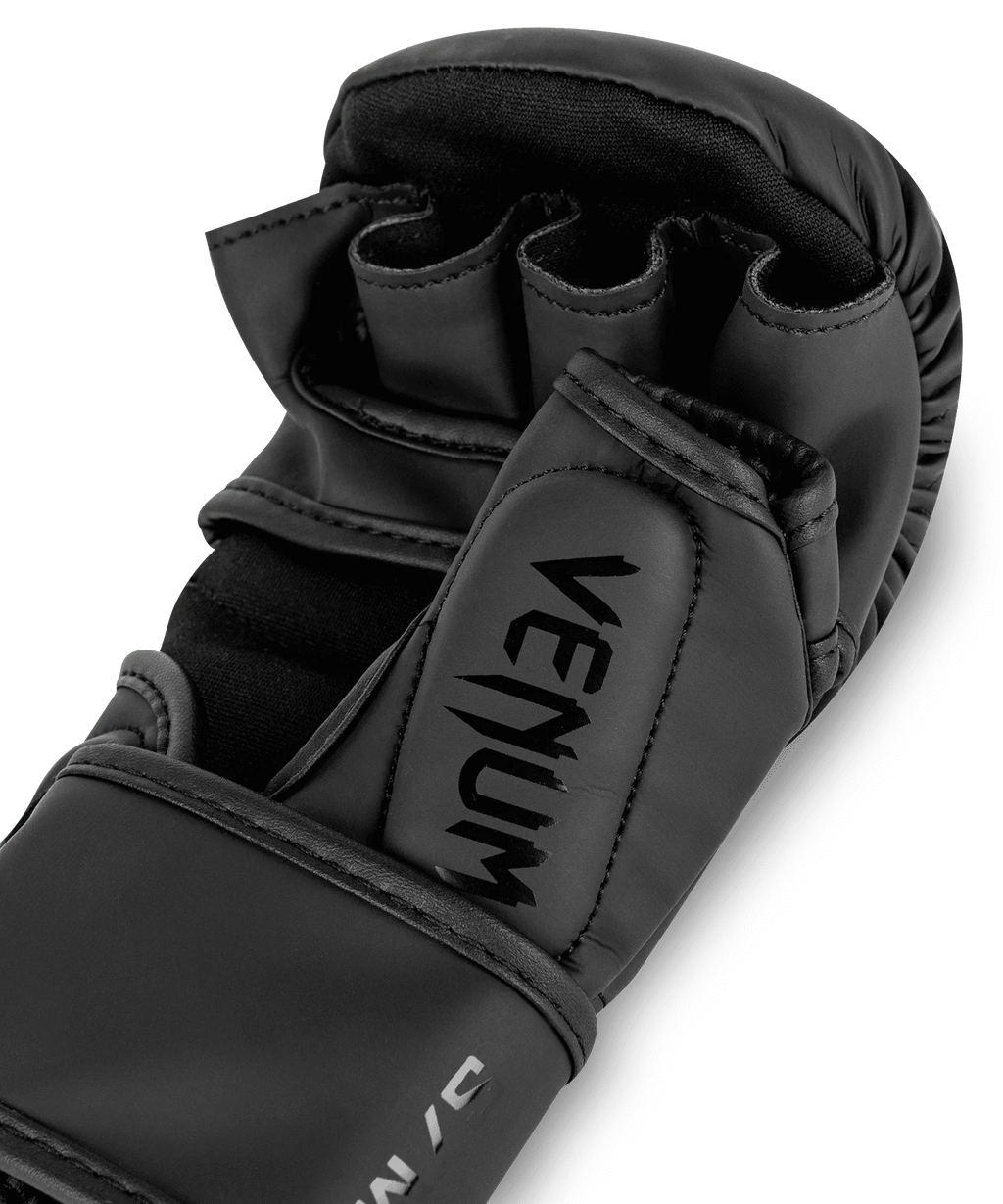 Black 8 oz Sparring Gloves W772